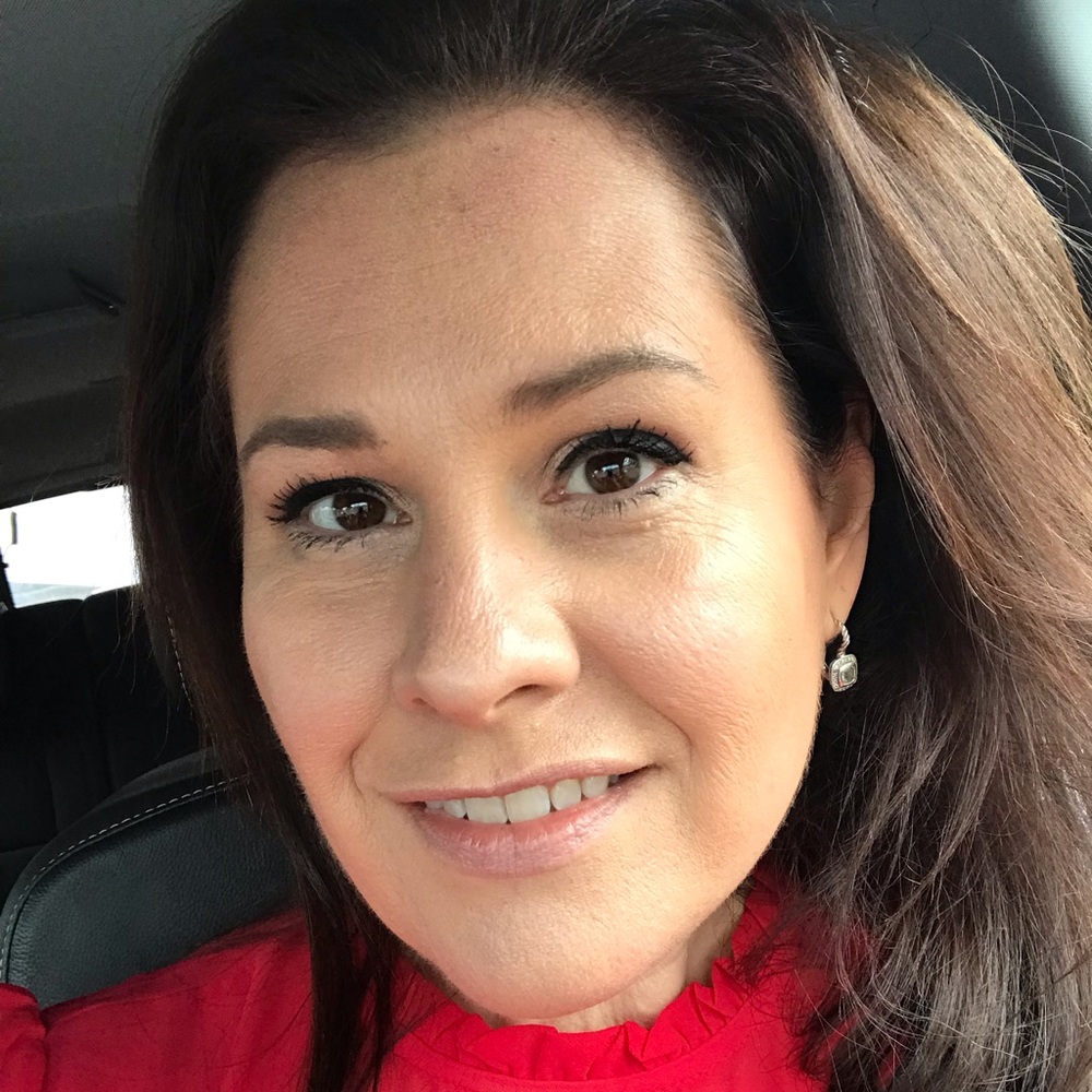 Meet your Posher, Holly